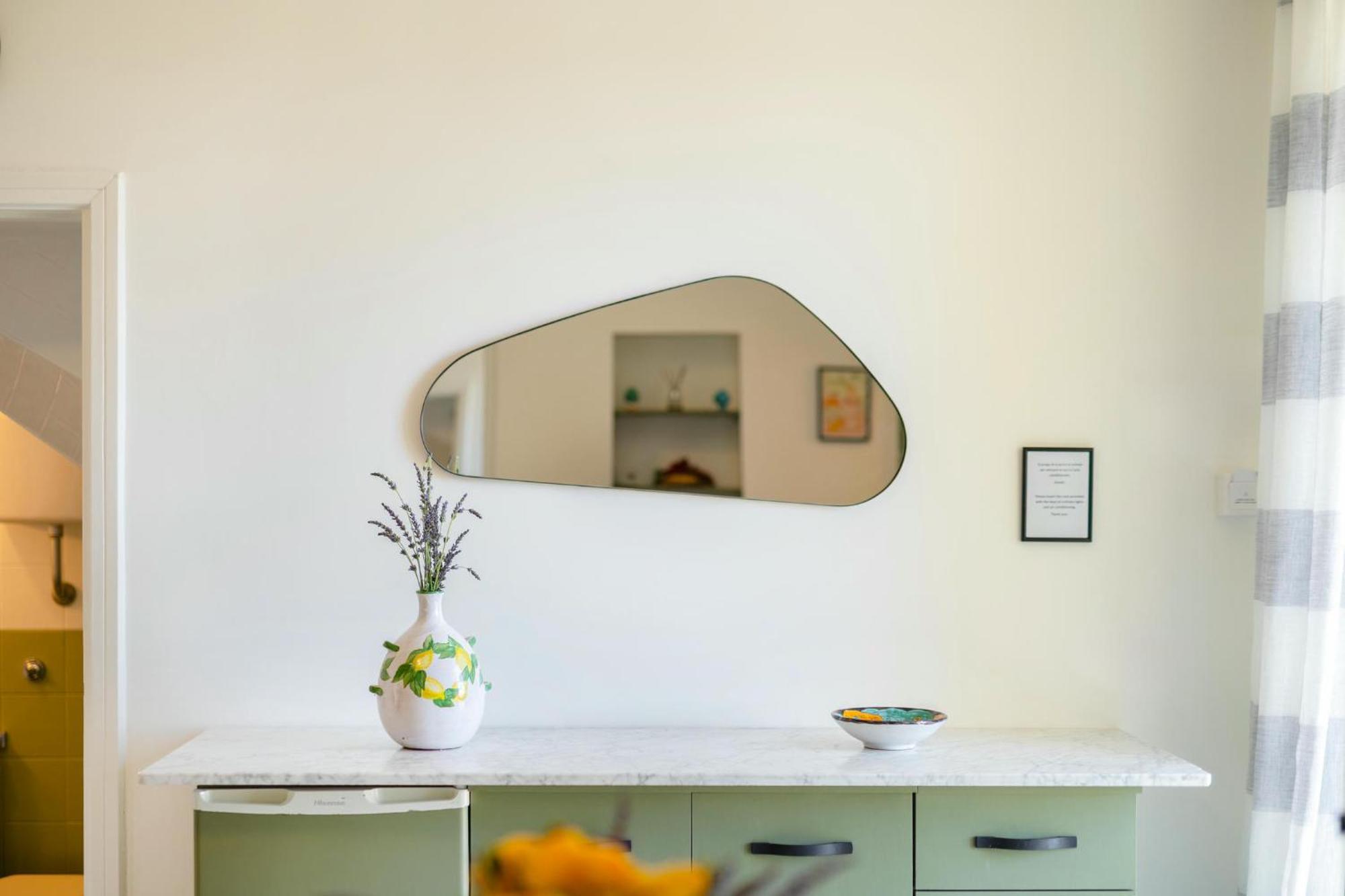 Da Letizia Casa Vacanze A Procida Extérieur photo
