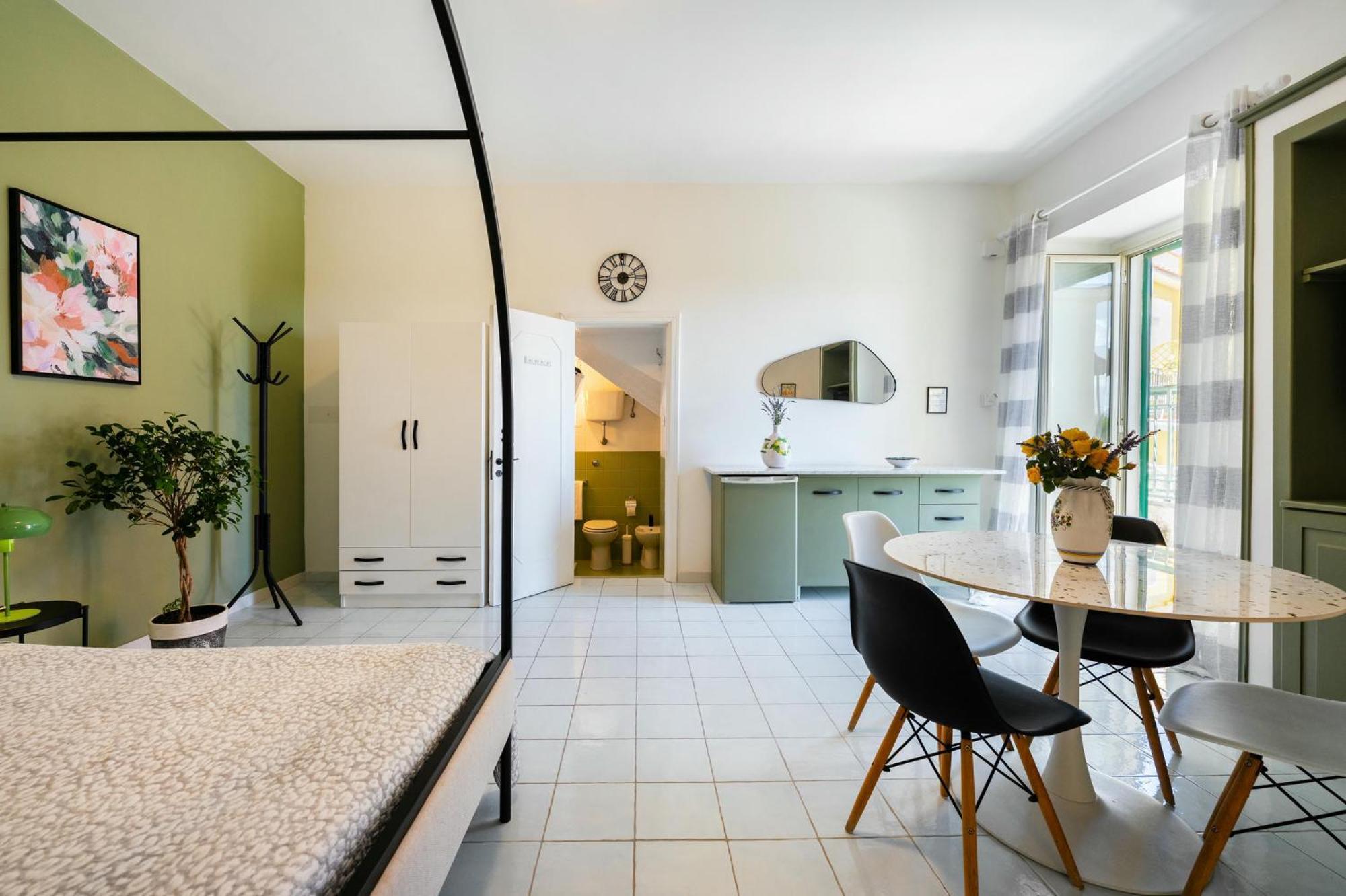 Da Letizia Casa Vacanze A Procida Extérieur photo