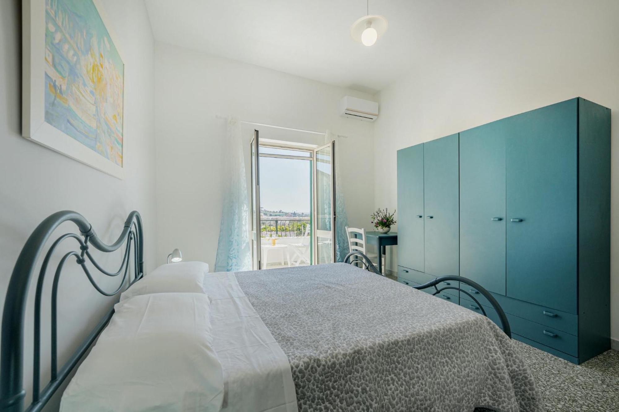 Da Letizia Casa Vacanze A Procida Extérieur photo